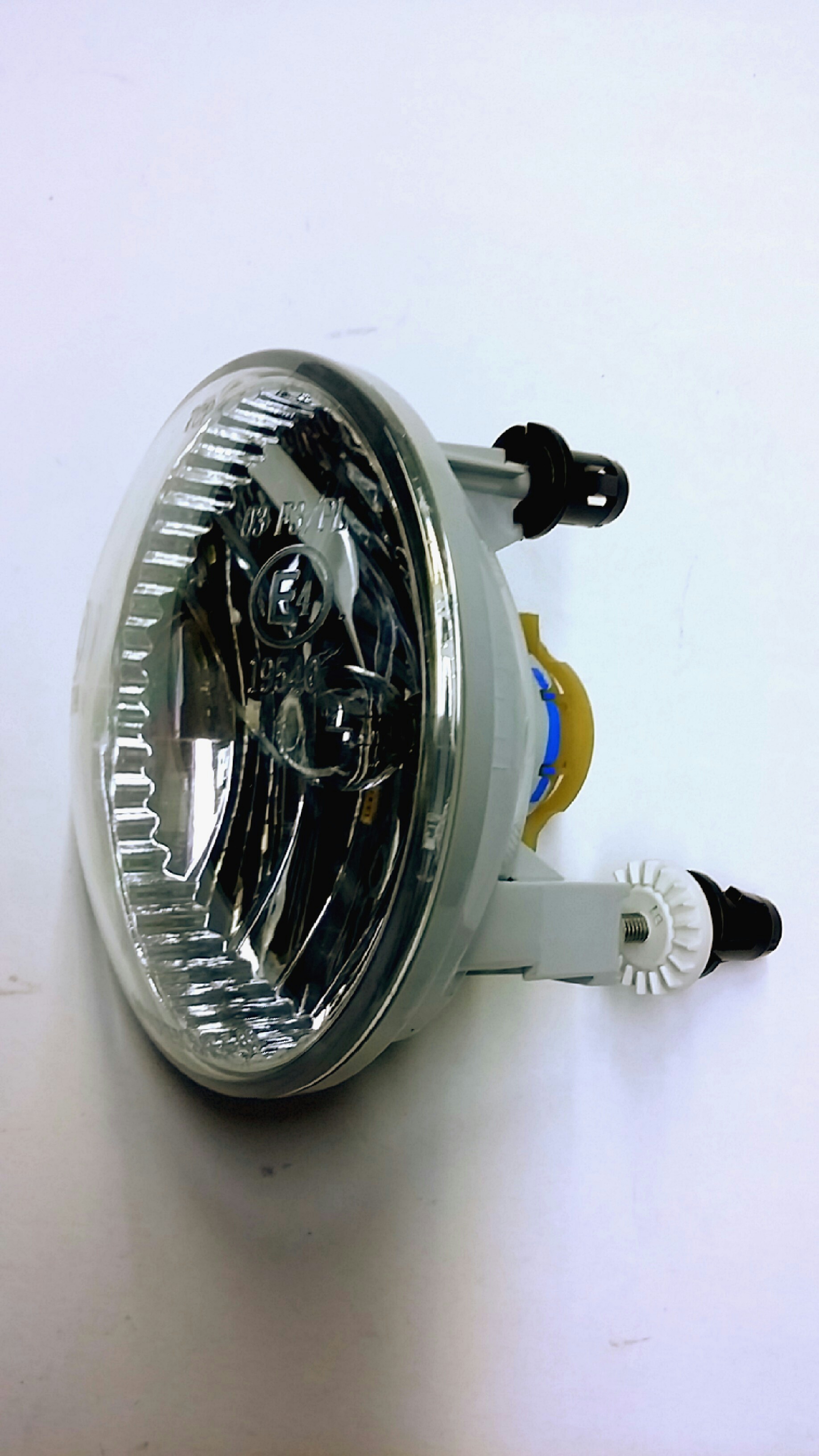 68081399AB - Jeep Lamp. Front fog. Export, used for: right and left ...